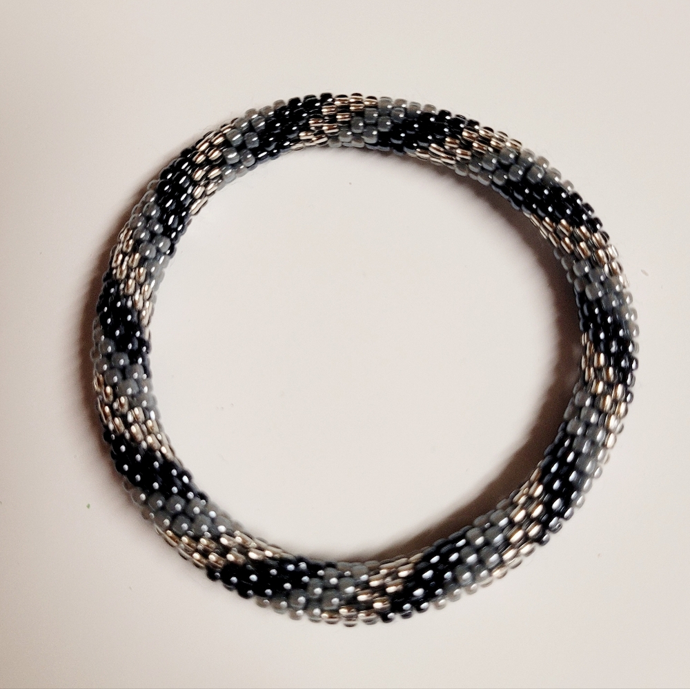 Lotus Sky, Sashka Co, Aid Through Trade Roll On Beaded Bracelet